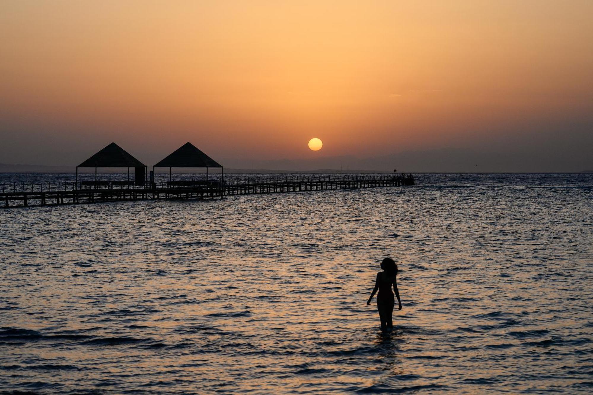 Iberotel Redsina Sharm El-Sheikh Exterior foto Sunset at the Dead Sea